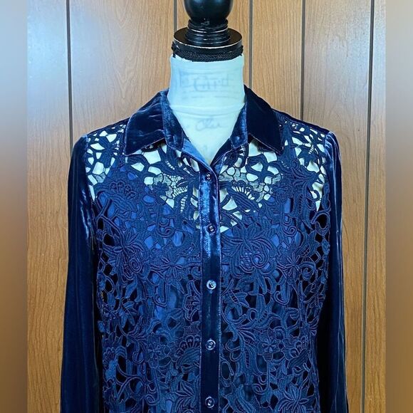 Johnny Was Flicka Button Down Shirt size S - Picture 6 of 12